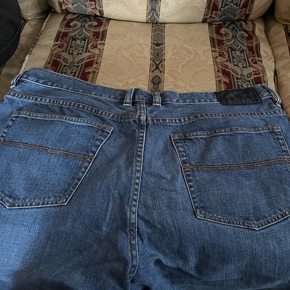 Men’s indigo palms by Tommy Bahama jeans. - Picture 6 of 7